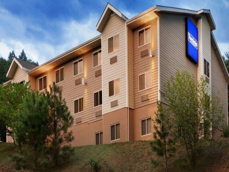 Travelodge By Wyndham Hotel 2*