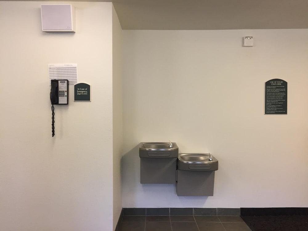 Travelodge By Wyndham 2* Dunsmuir