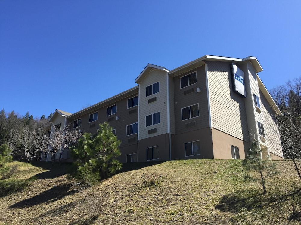 Travelodge By Wyndham Hotel Dunsmuir