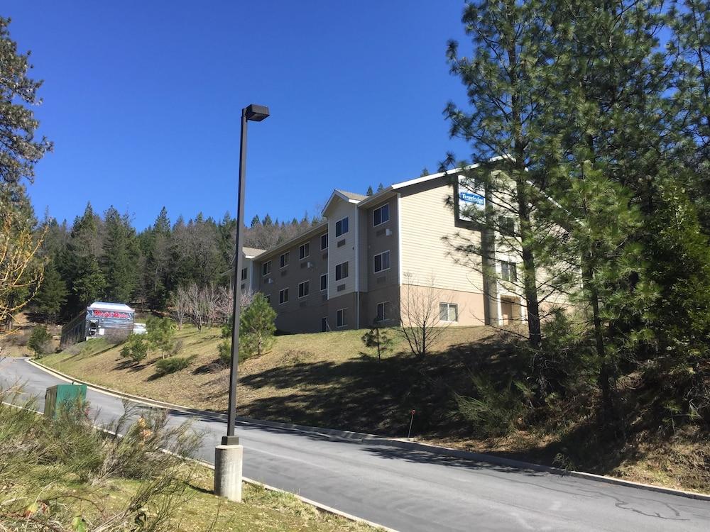 Hotel Travelodge By Wyndham Dunsmuir