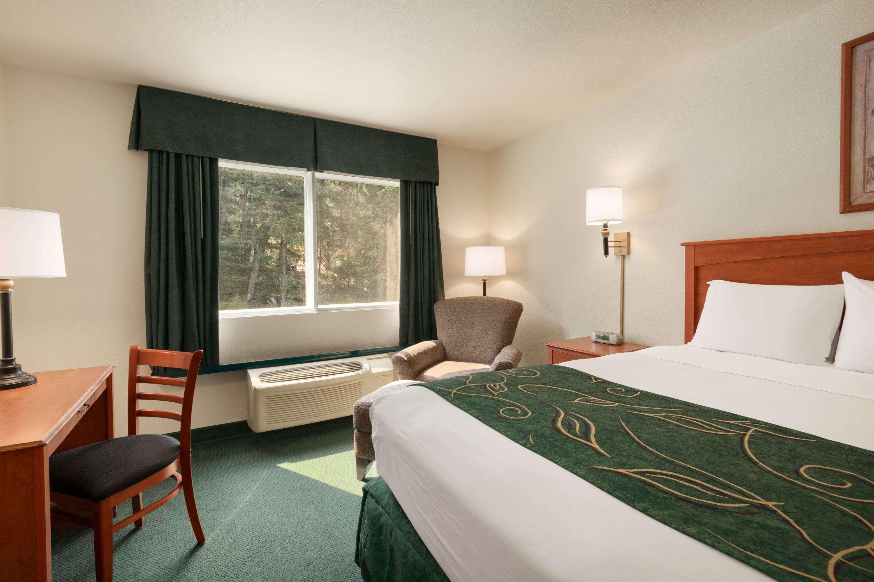 Hotel Travelodge By Wyndham Dunsmuir